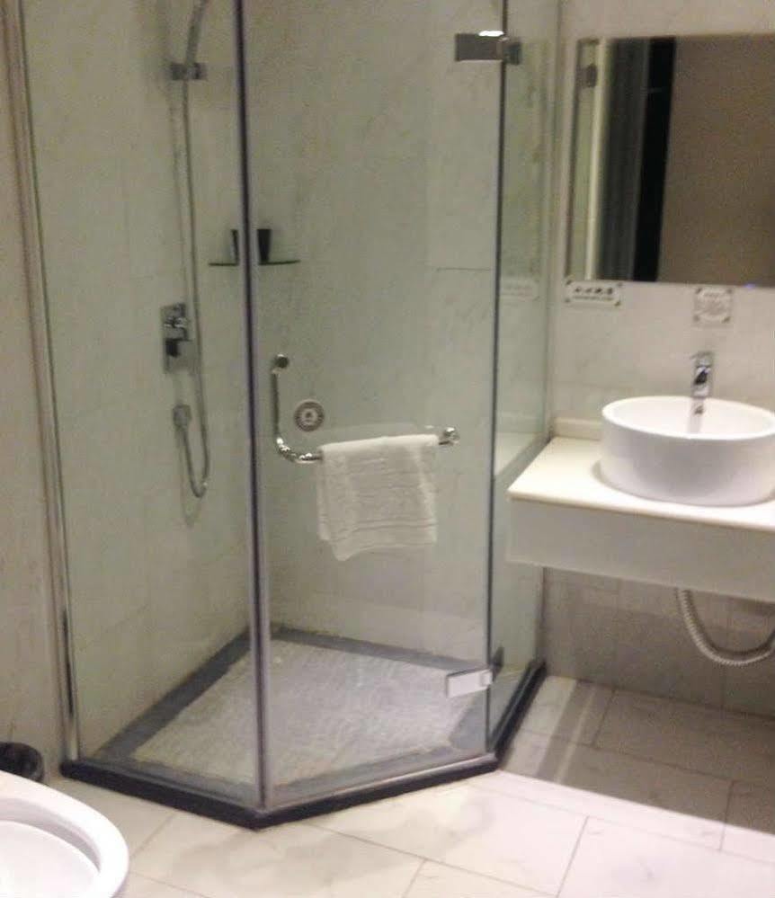 Sotel Inn Hotel San Yuan Li Branch Kuangcsou Kültér fotó